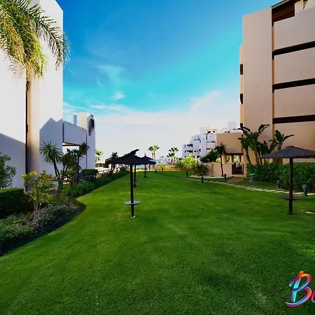 Apartamento De Lujo En Bahia De La Plata, *